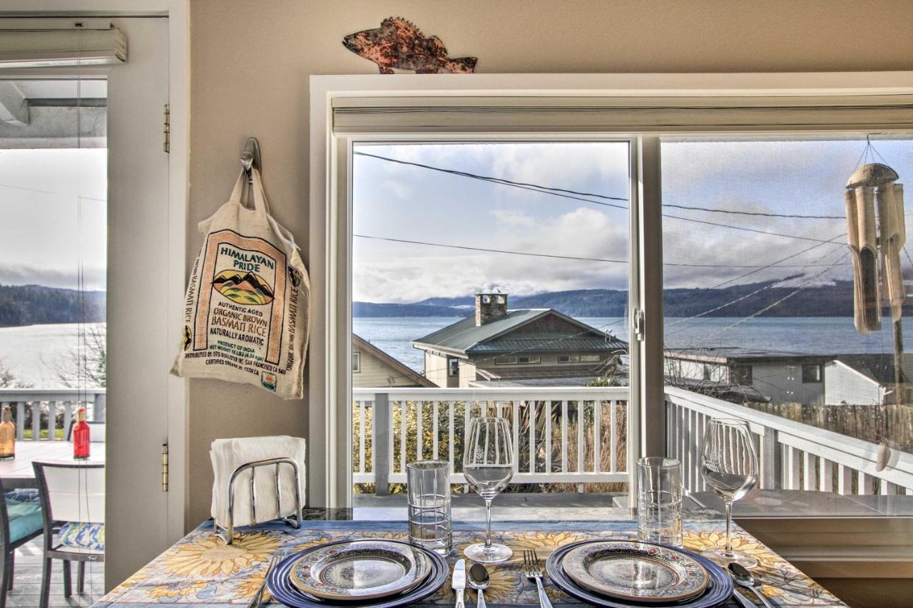 Idyllic Waterfront Cottage With Beach And Sunset Views Порт-Таунсенд Экстерьер фото