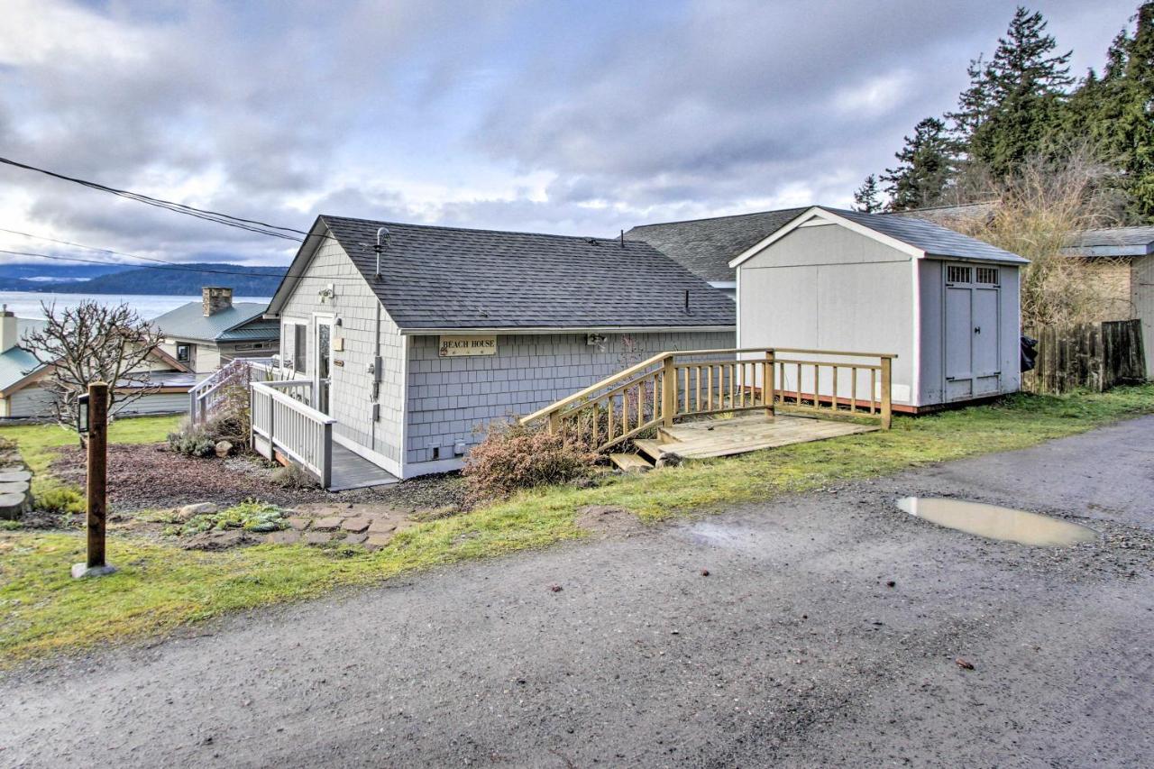 Idyllic Waterfront Cottage With Beach And Sunset Views Порт-Таунсенд Экстерьер фото